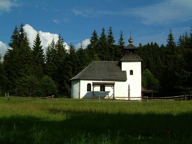 foto č. 002 - Kostel.
