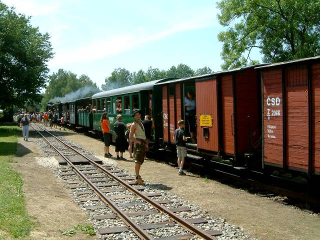 foto č. 017 - Výletní parní vlak do Nové Bystřice.
