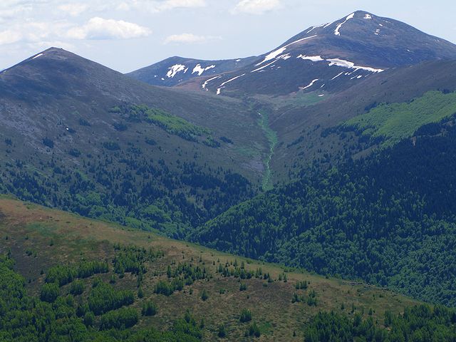 foto č. 079 - Hora na obzoru se jmenuje Bojadžijev Vrv (2329m) a je součástí řeckomakedonské hranice.
