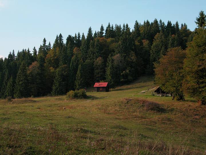 foto č. 009 - Nižná Kľaková. Poľovnická chata a turistická útulna.
