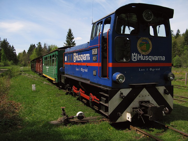 foto č. 093 - Dieslová lokomotiva měla do zvuku motorové pily sakra daleko.

