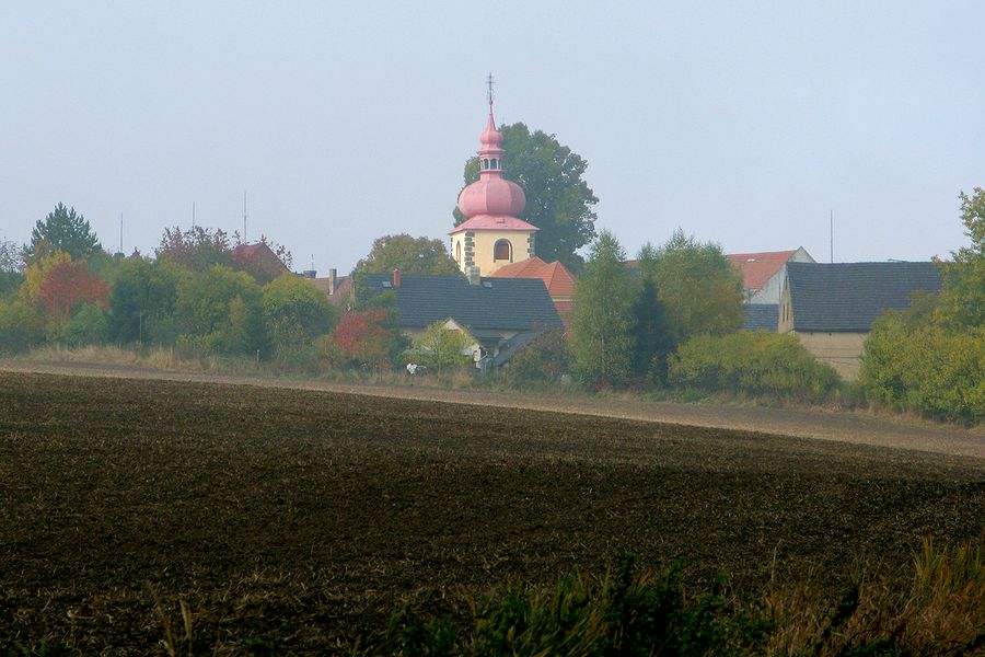 foto č. 043 - Blíževedelský kostel.
